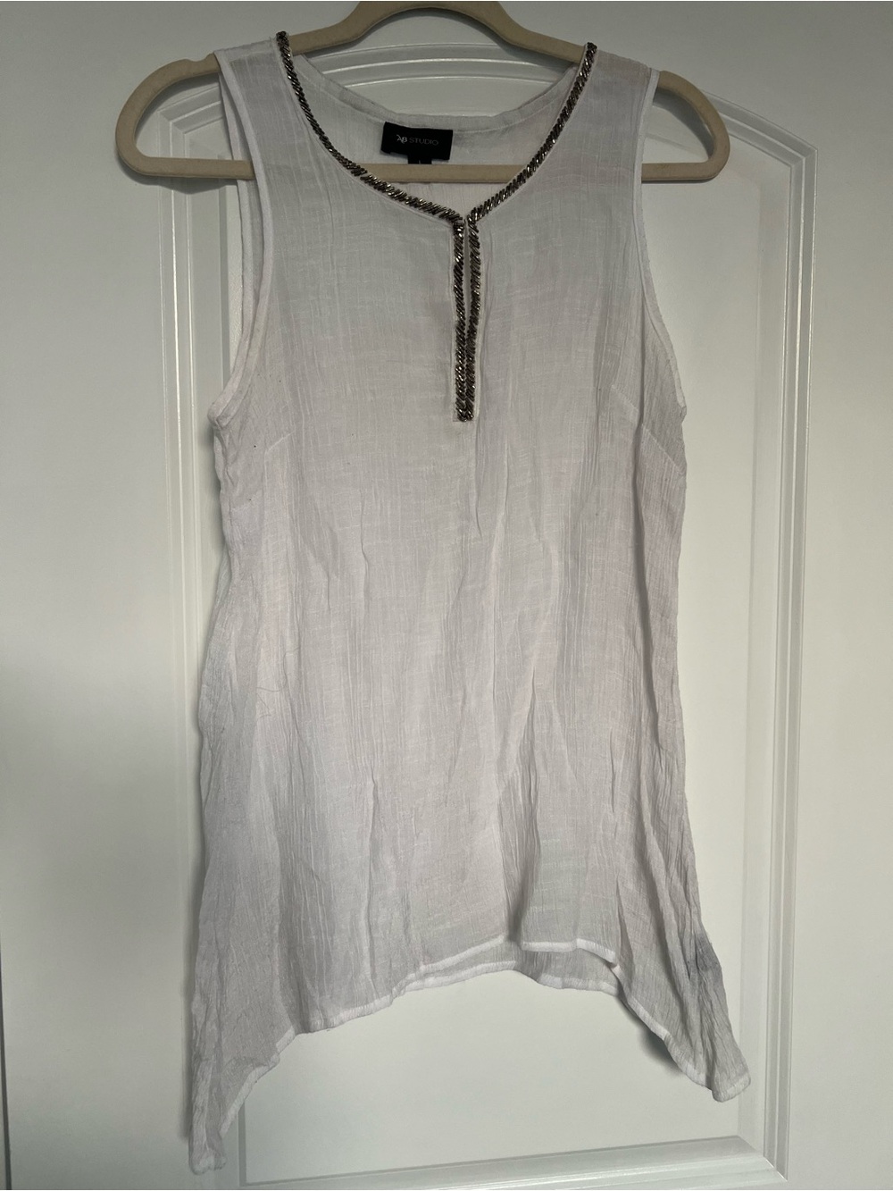 AB Studio White Sleeveless Tunic with Metallic Trim